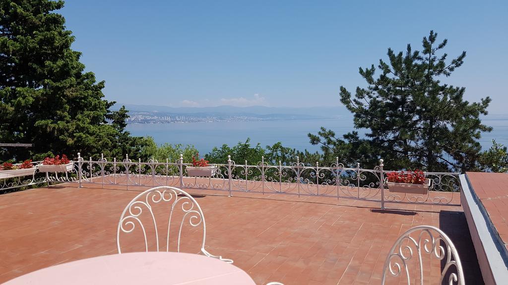 Apartments Darinka Opatija Ngoại thất bức ảnh